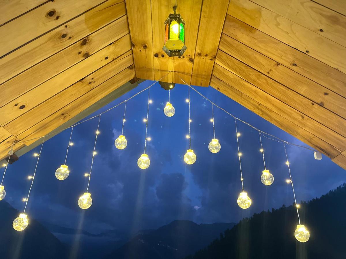 Nebula Nook Cottages Jibhi Bagian luar foto